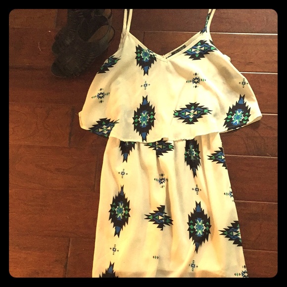 Dress - Picture 1 of 2